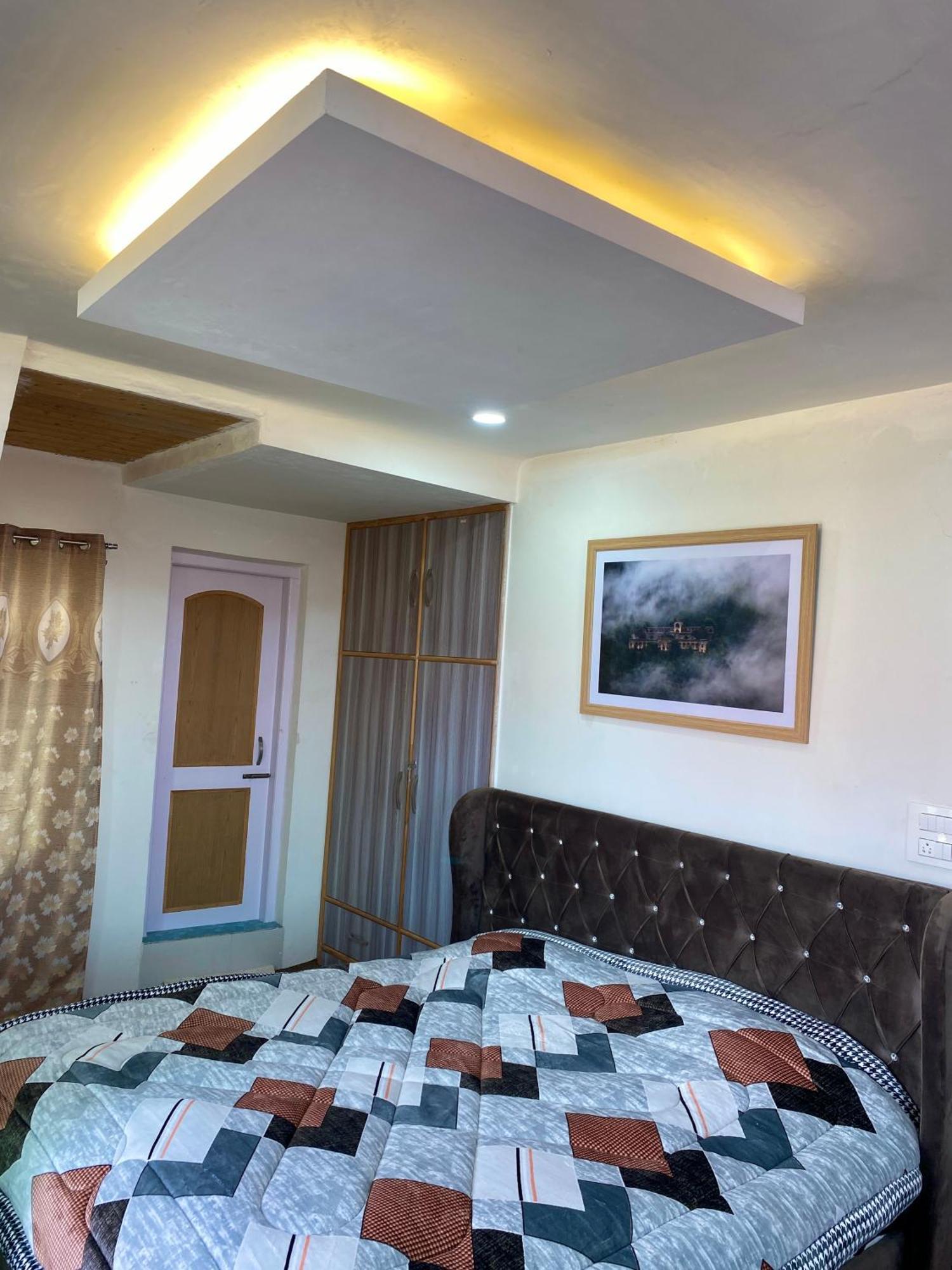 Al Jalal Resort Srīnagar Esterno foto