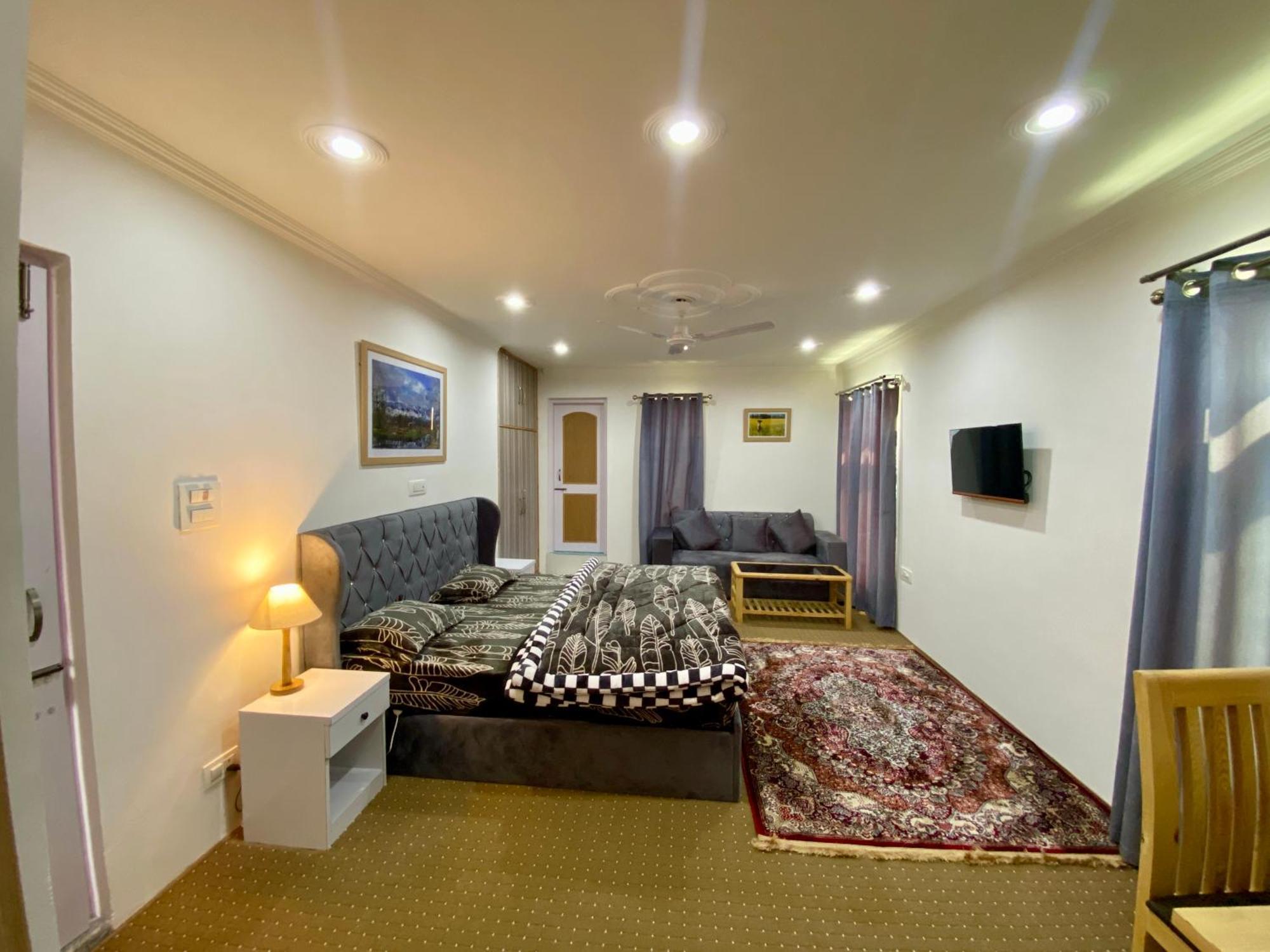 Al Jalal Resort Srīnagar Esterno foto