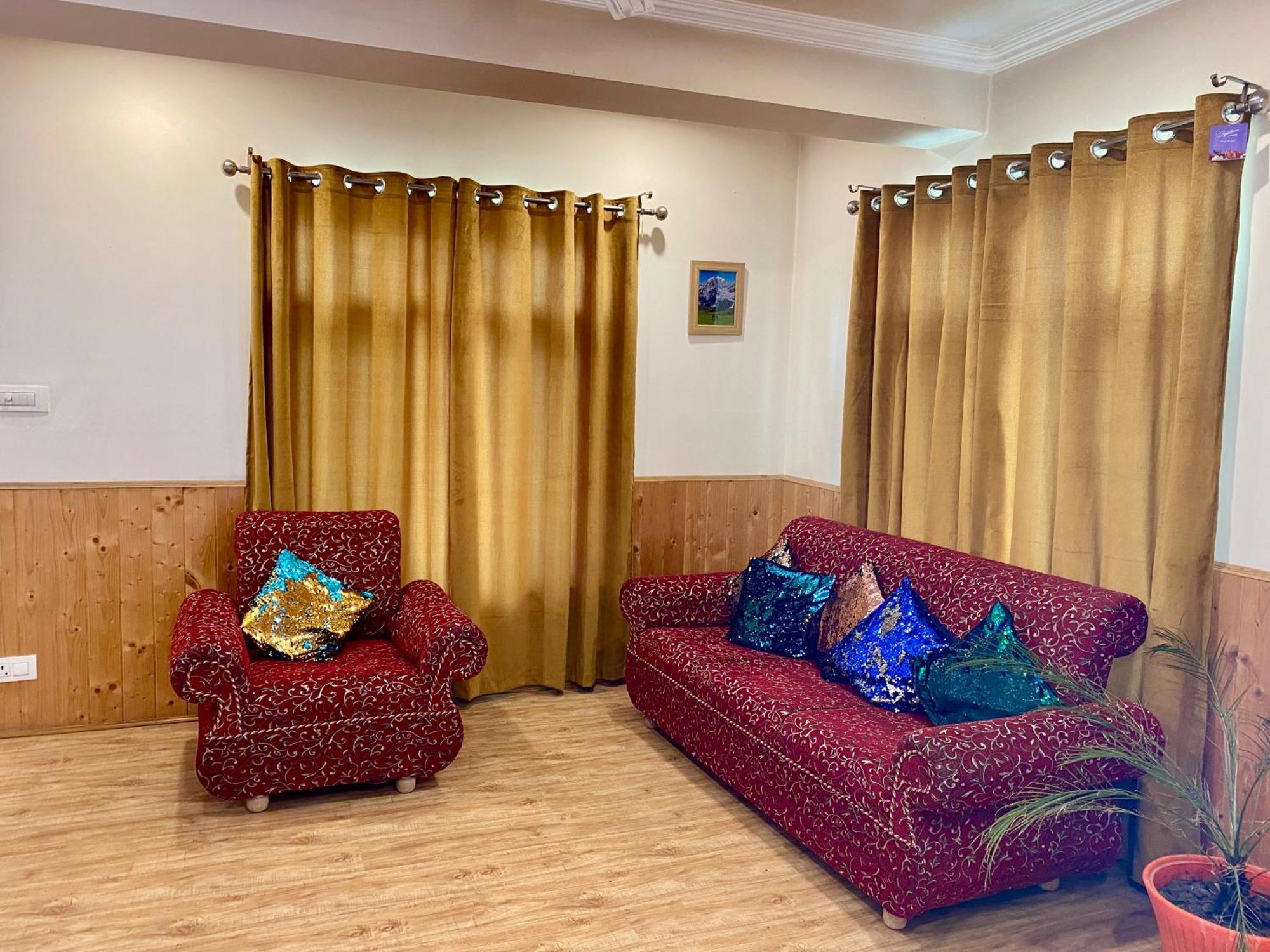 Al Jalal Resort Srīnagar Esterno foto